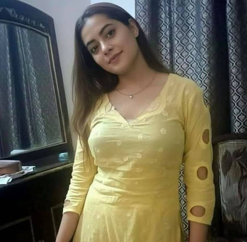Karachi Girls / Ladies WhatsApp Group New Active Link